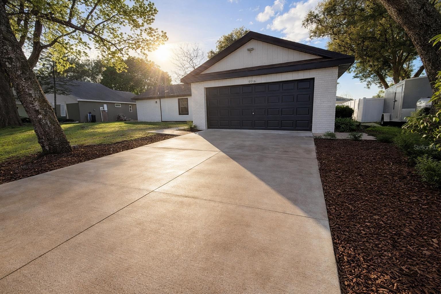 12216 FLORIDA WOODS LANE