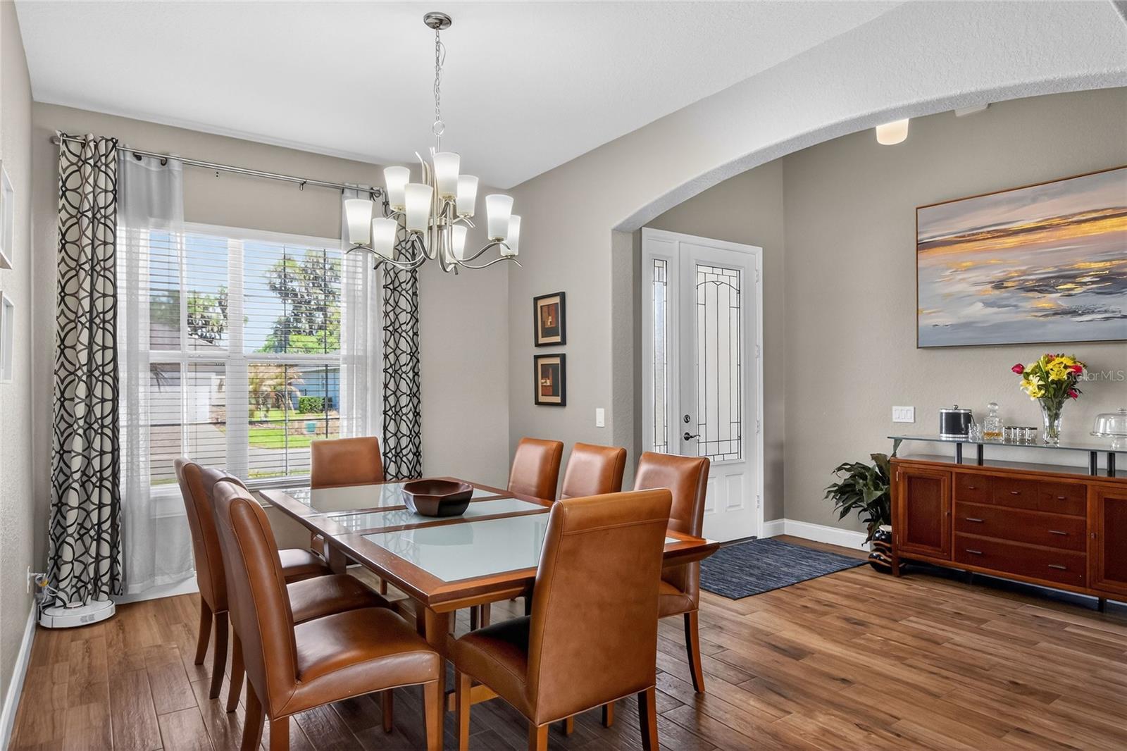 Listing photo 3 for 3171 Pearly Dr