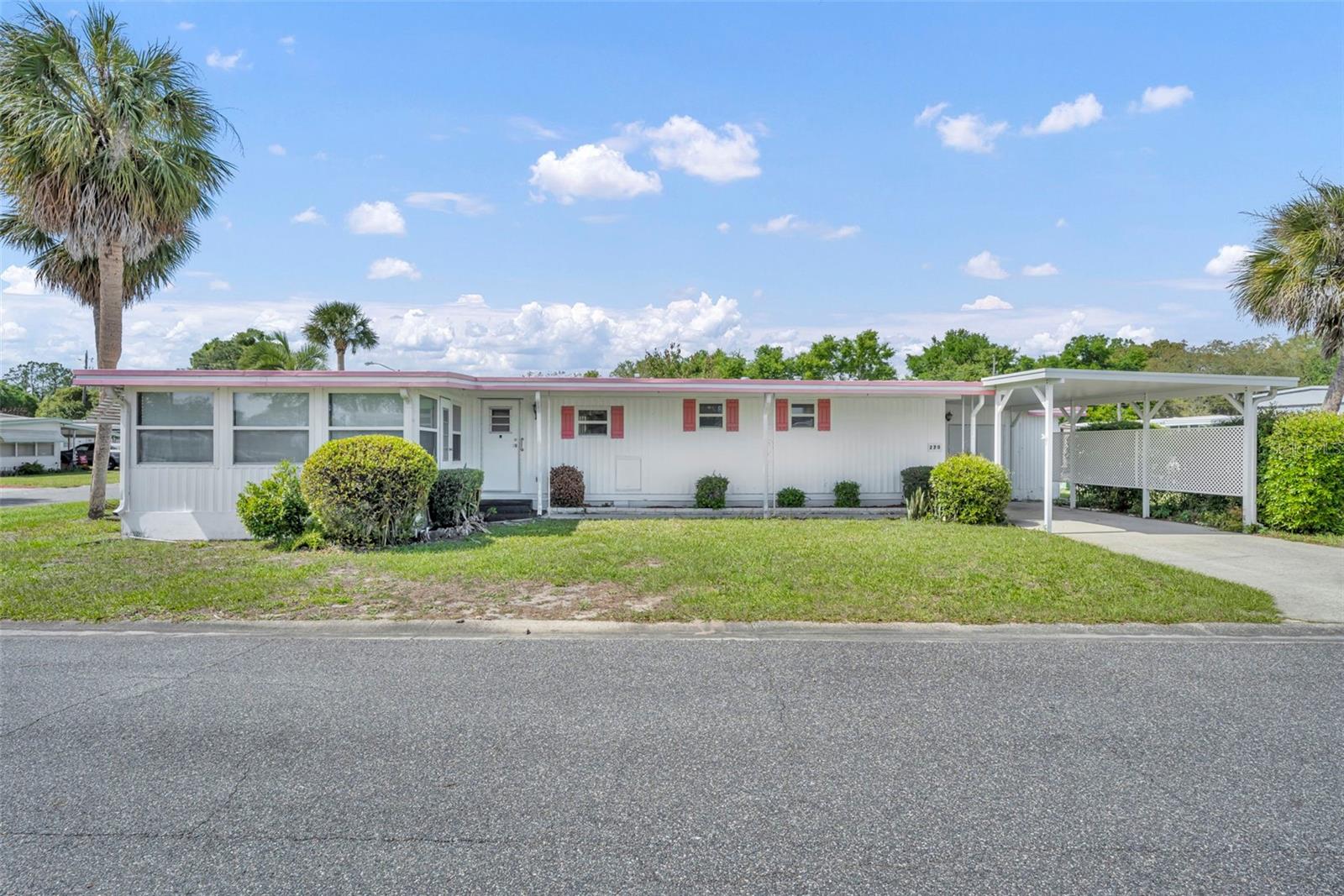 Listing photo 1 for 270 Palai Ave