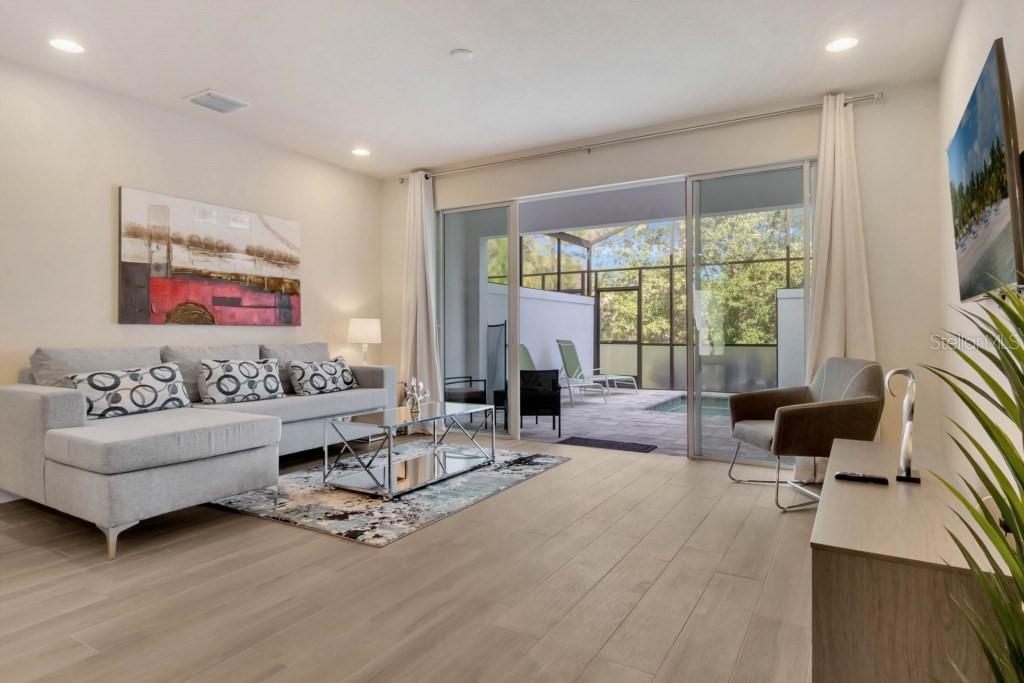 Listing photo 3 for 17305 Hidden Forest Dr