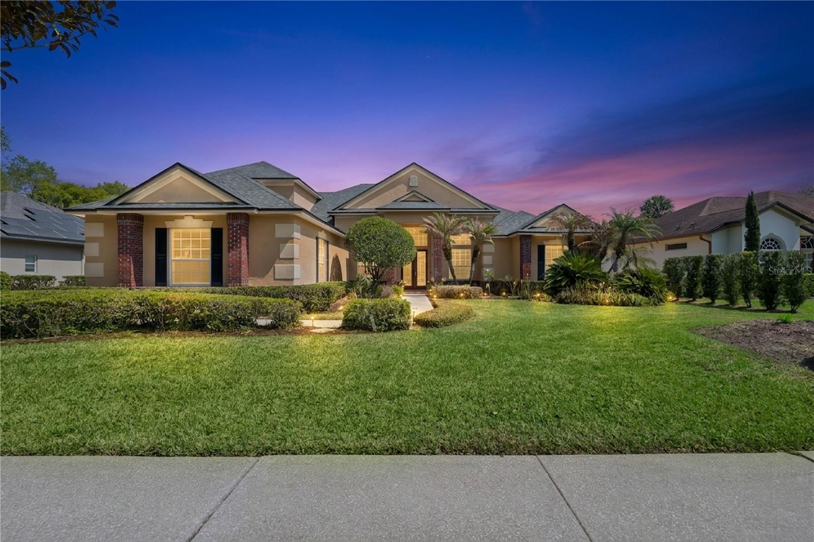 213 HEATHERWOOD COURT