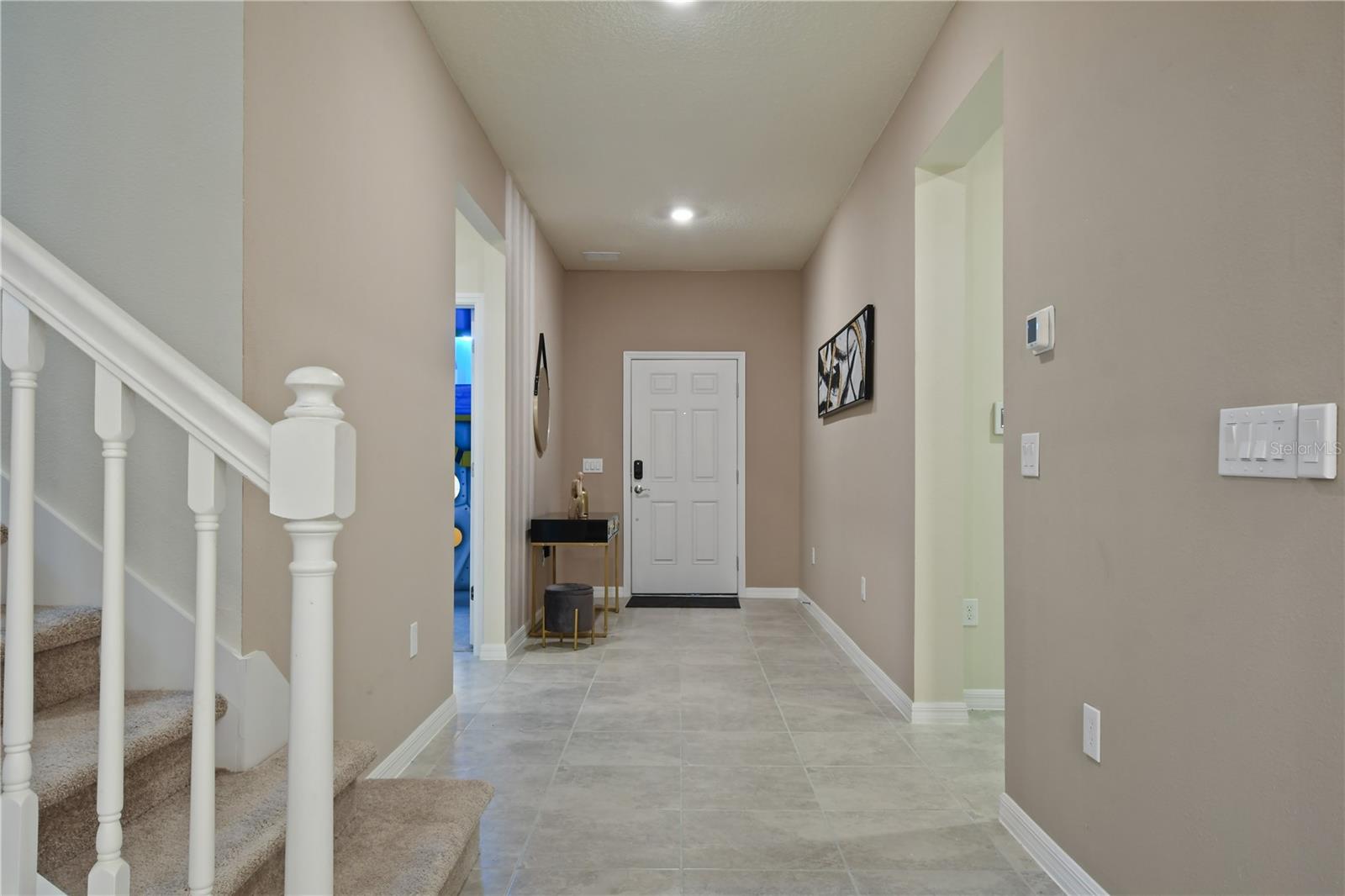 Listing photo 3 for 3715 Lana Ave