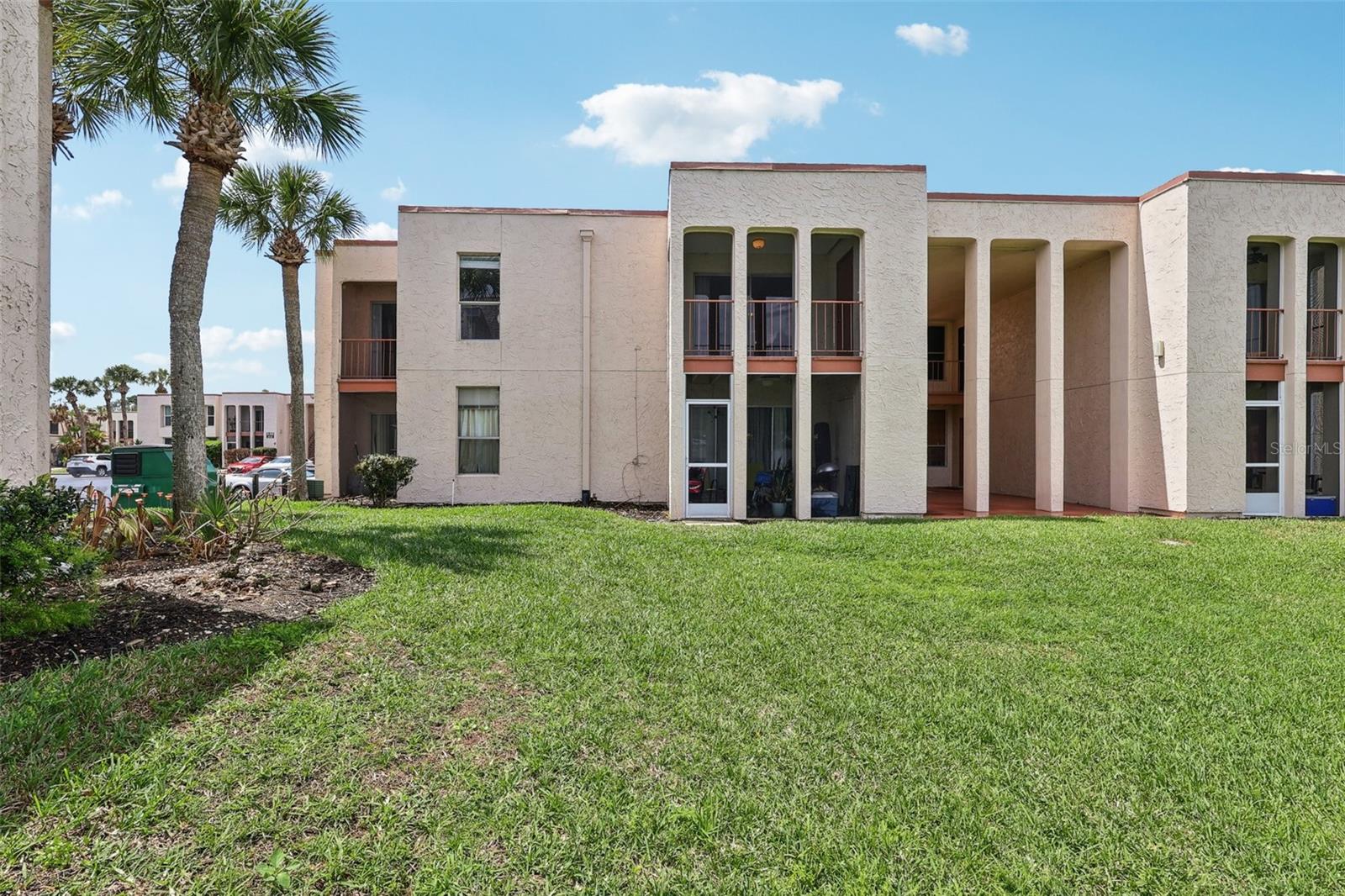 534 ORANGE DRIVE Unit 27