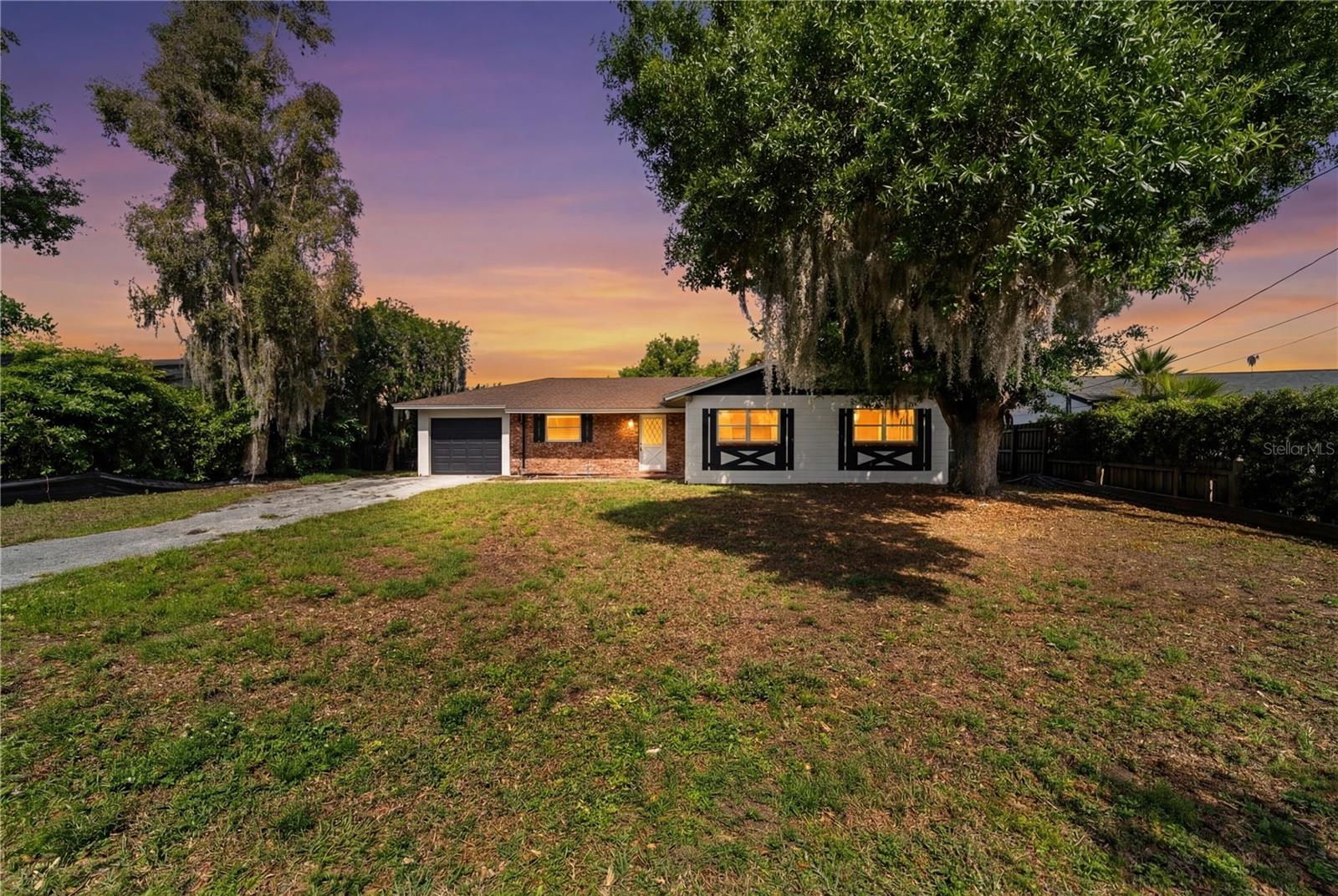 1881 LAKE SPIER DRIVE