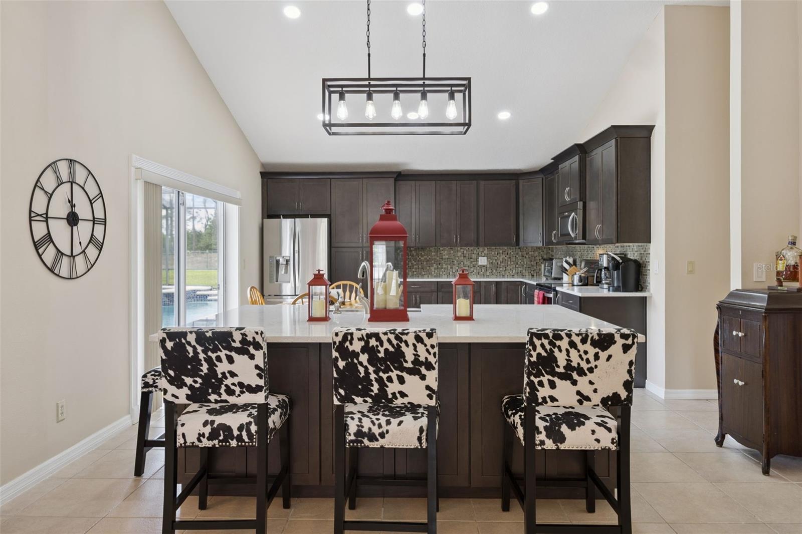 Listing photo 3 for 7833 Golf Paradise Way