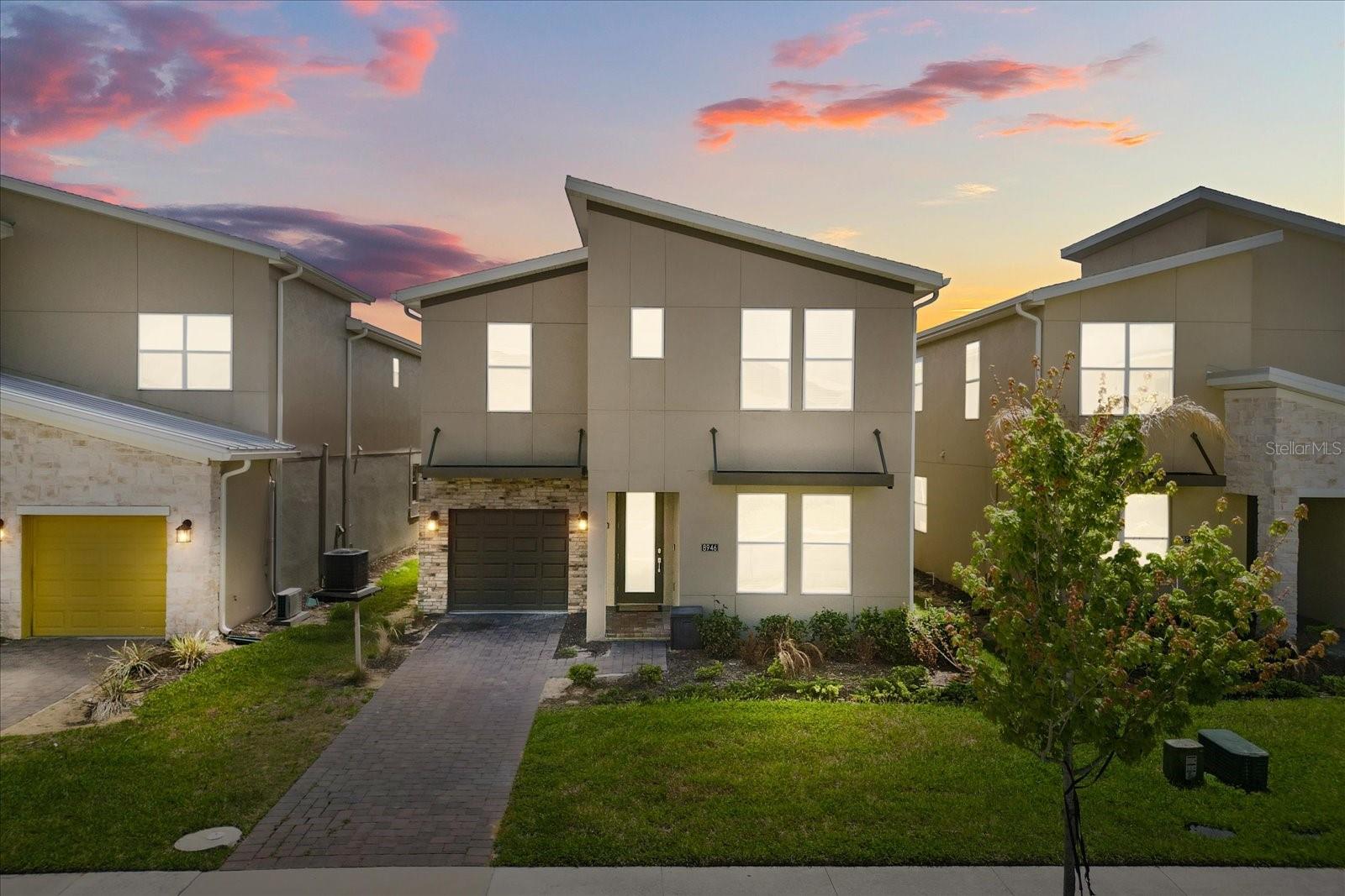 8946 PLAY THROUGH DRIVE