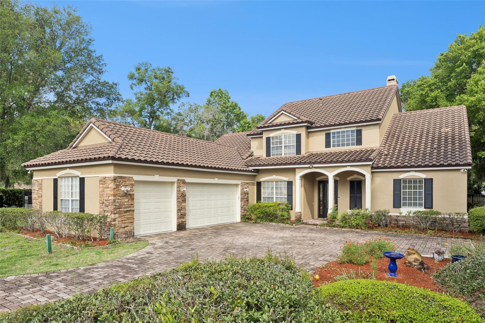 216 JUNIPER RIDGE COURT