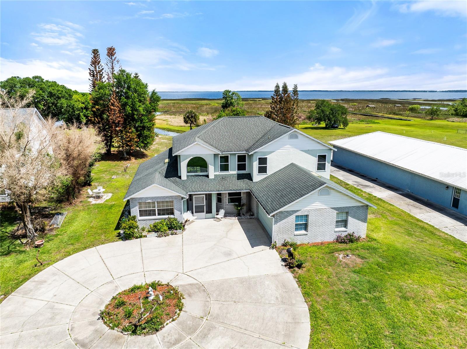 3480 LAKESHORE BOULEVARD