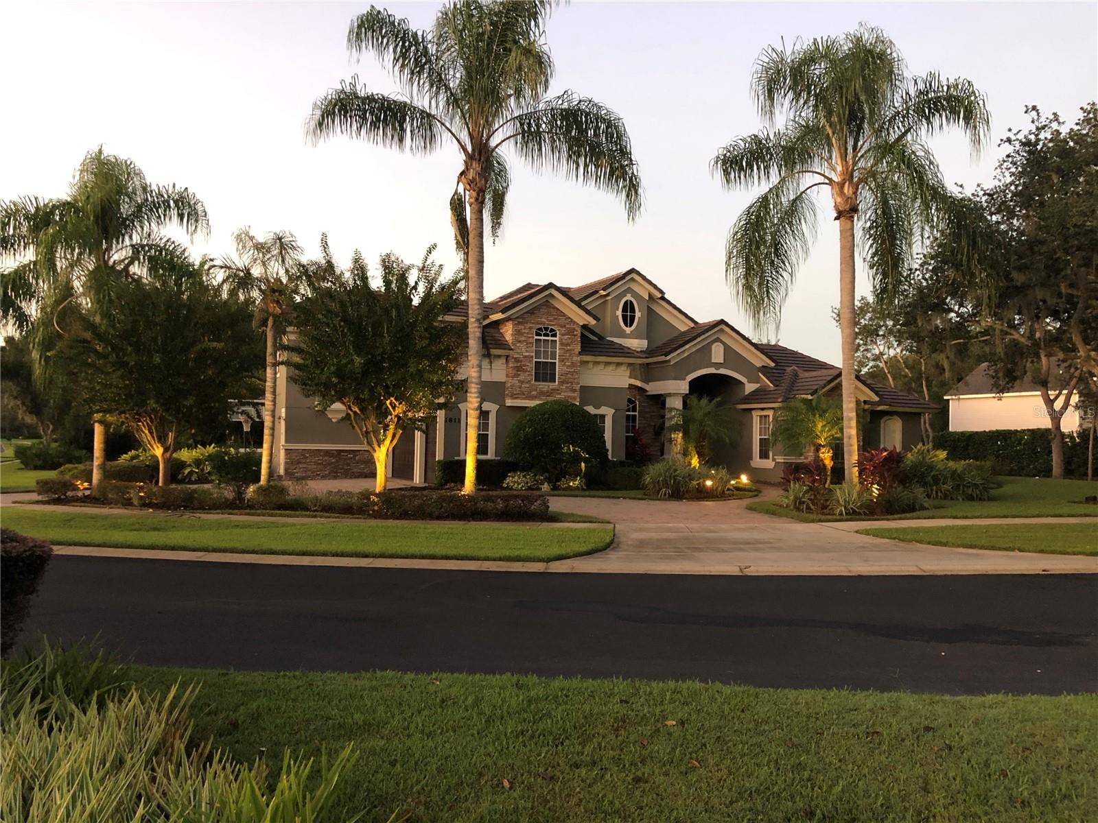 1811 BRACKENHURST PLACE