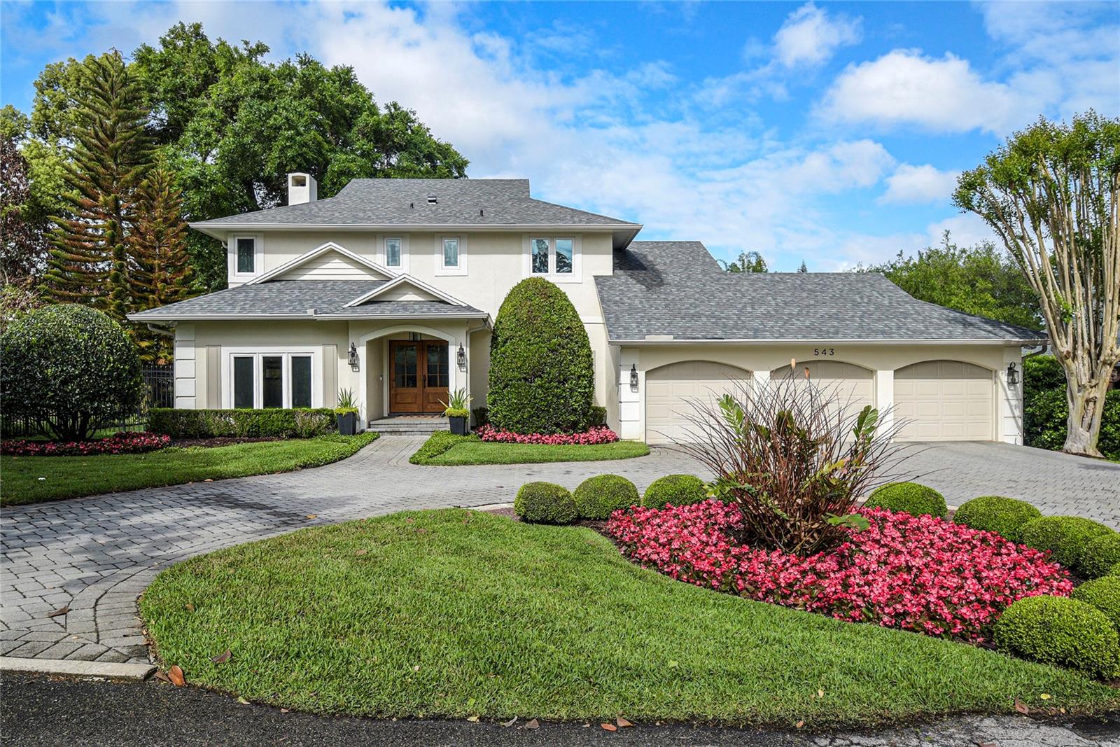 543 E LAKE SUE AVENUE