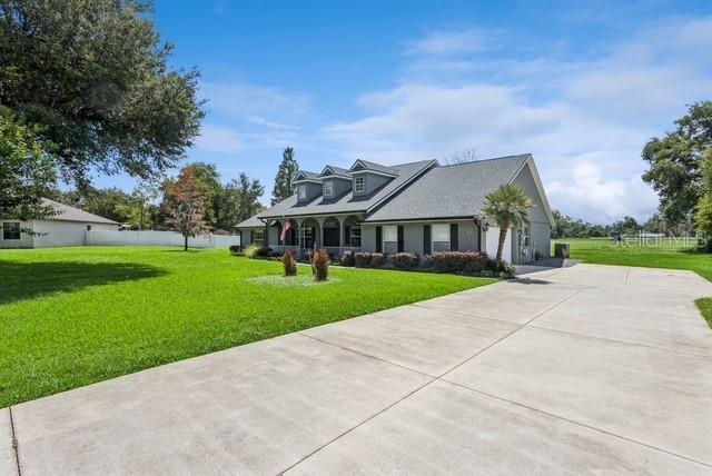 Listing photo 2 for 31038 Fairvista Dr