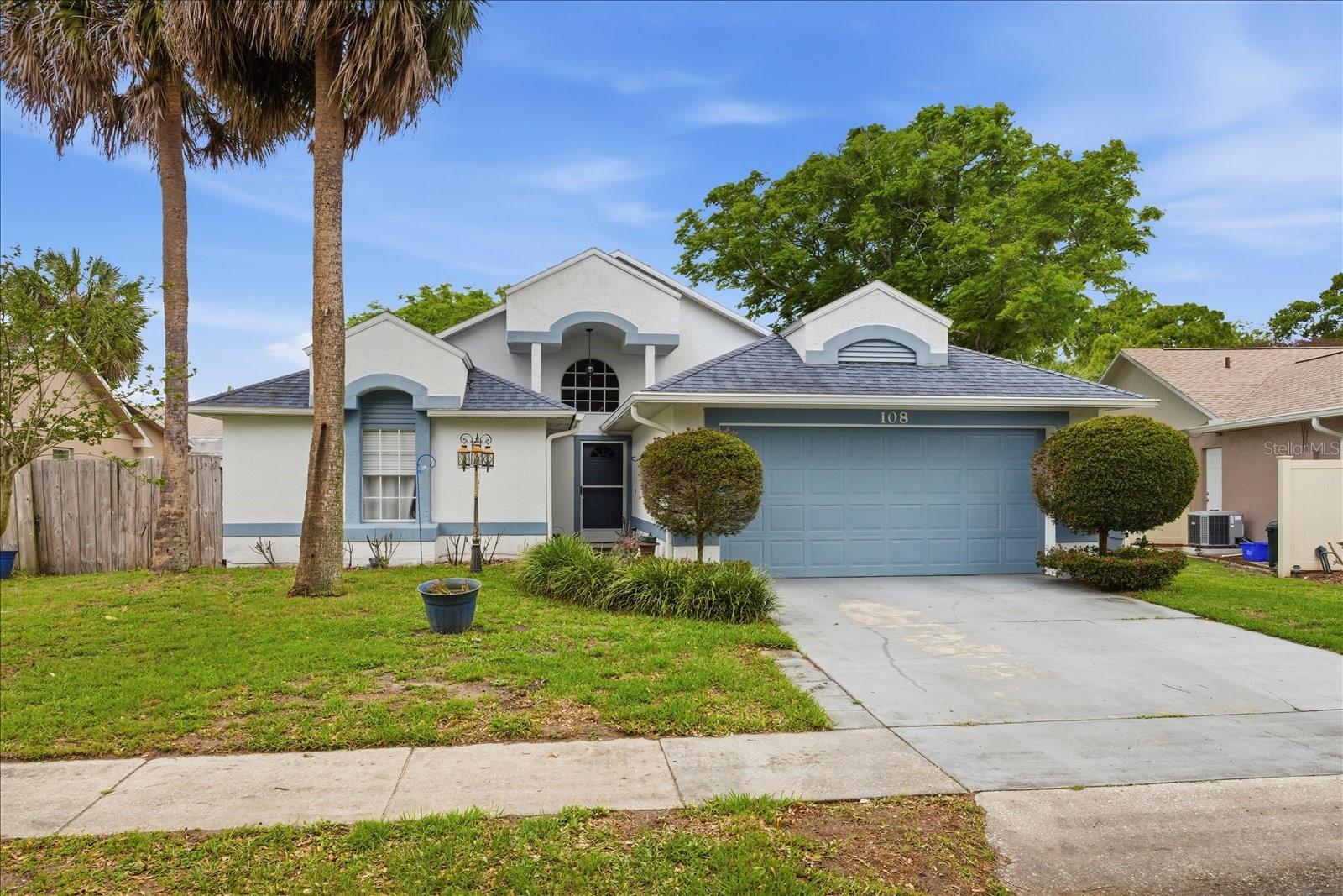 108 N BRISTOL CIRCLE