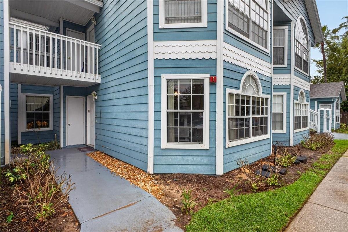 8712 RAIN FOREST PLACE Unit B