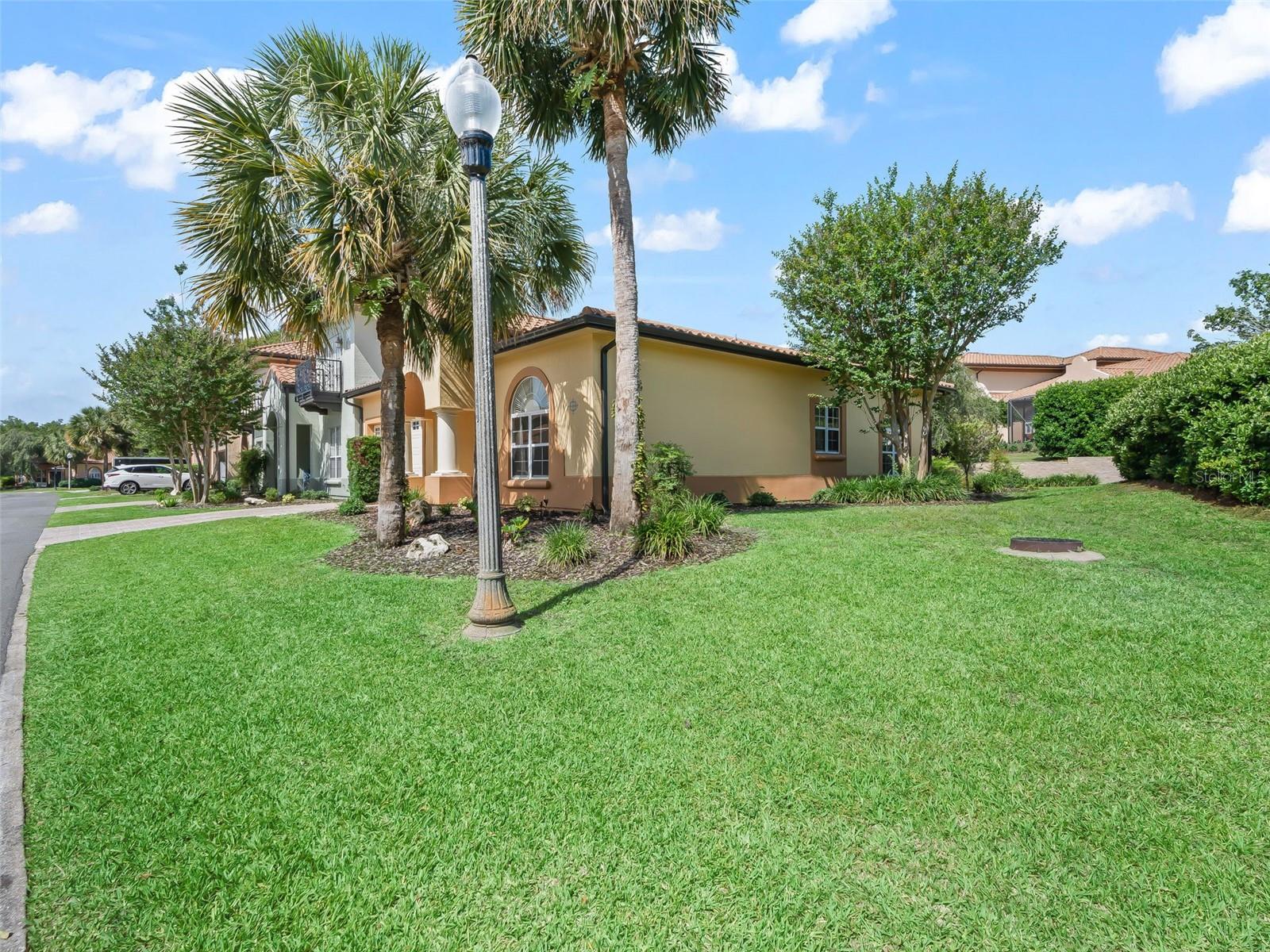 Listing photo 3 for 1256 Avenida De Las Casas