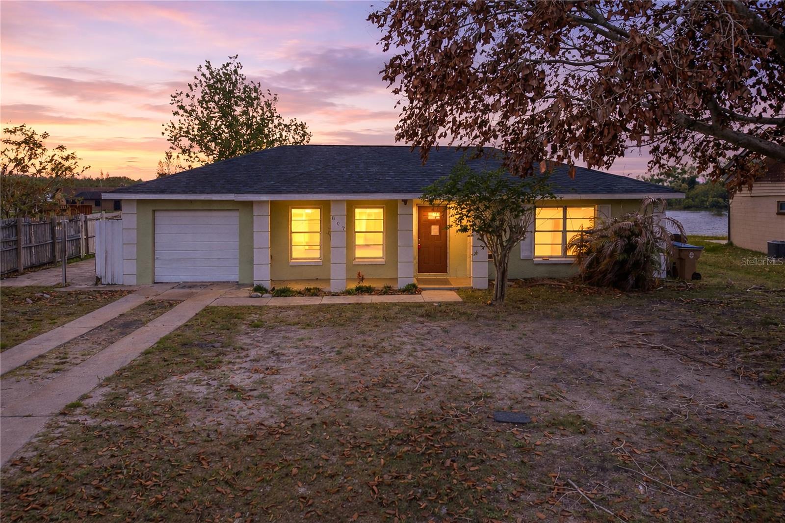 807 ASPENWOOD CIRCLE