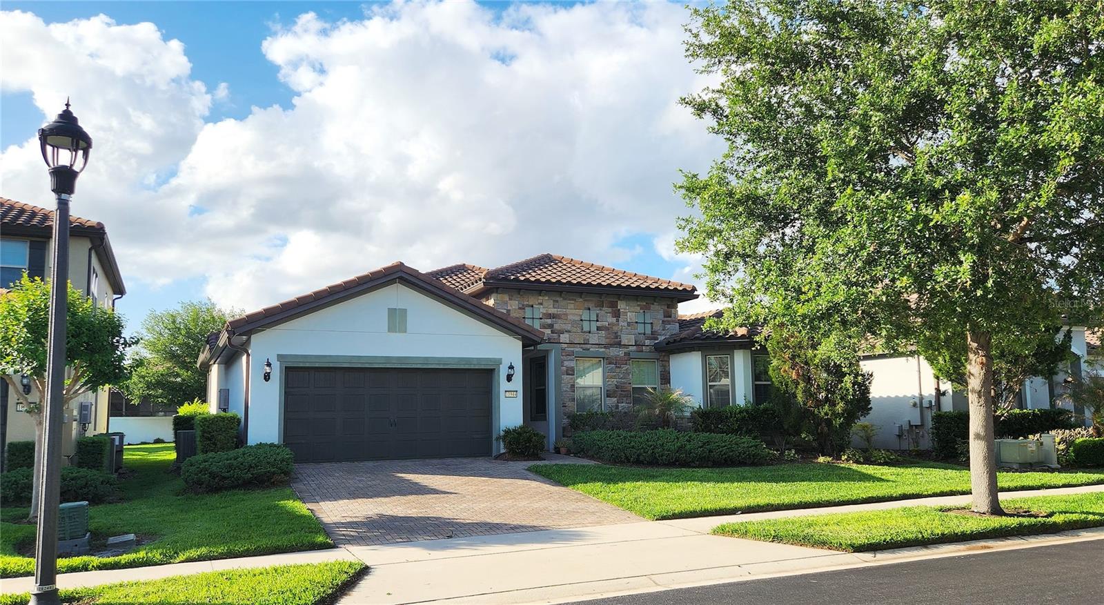 10944 CITRON OAKS DRIVE