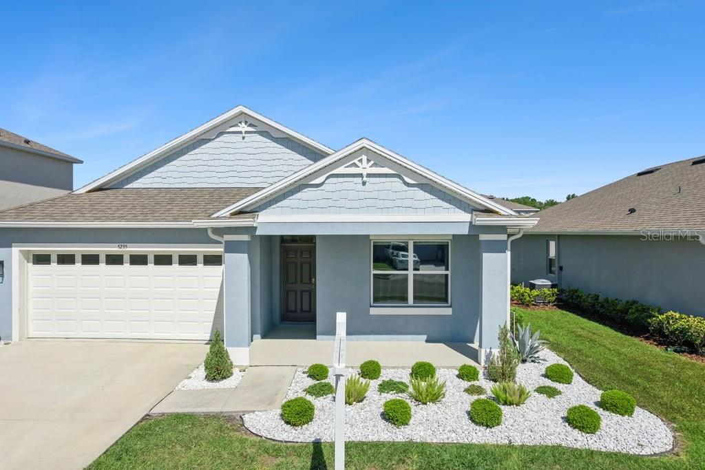 Listing photo 2 for 5235 Mahogany Dr