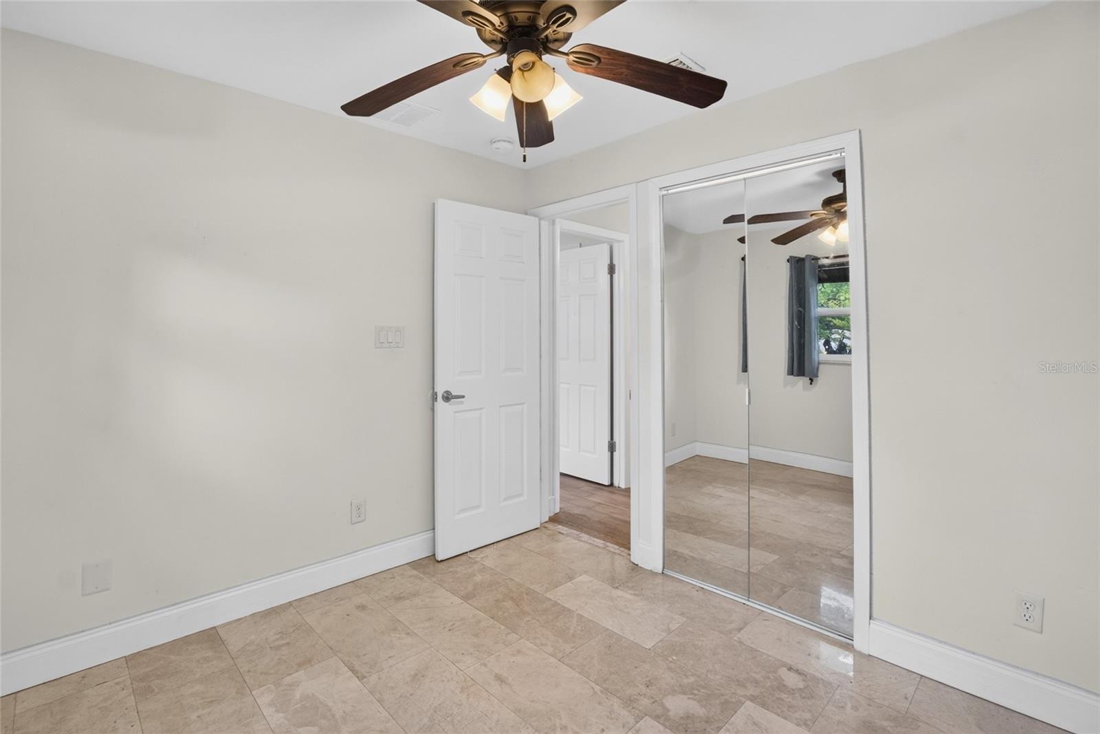 Photo 35