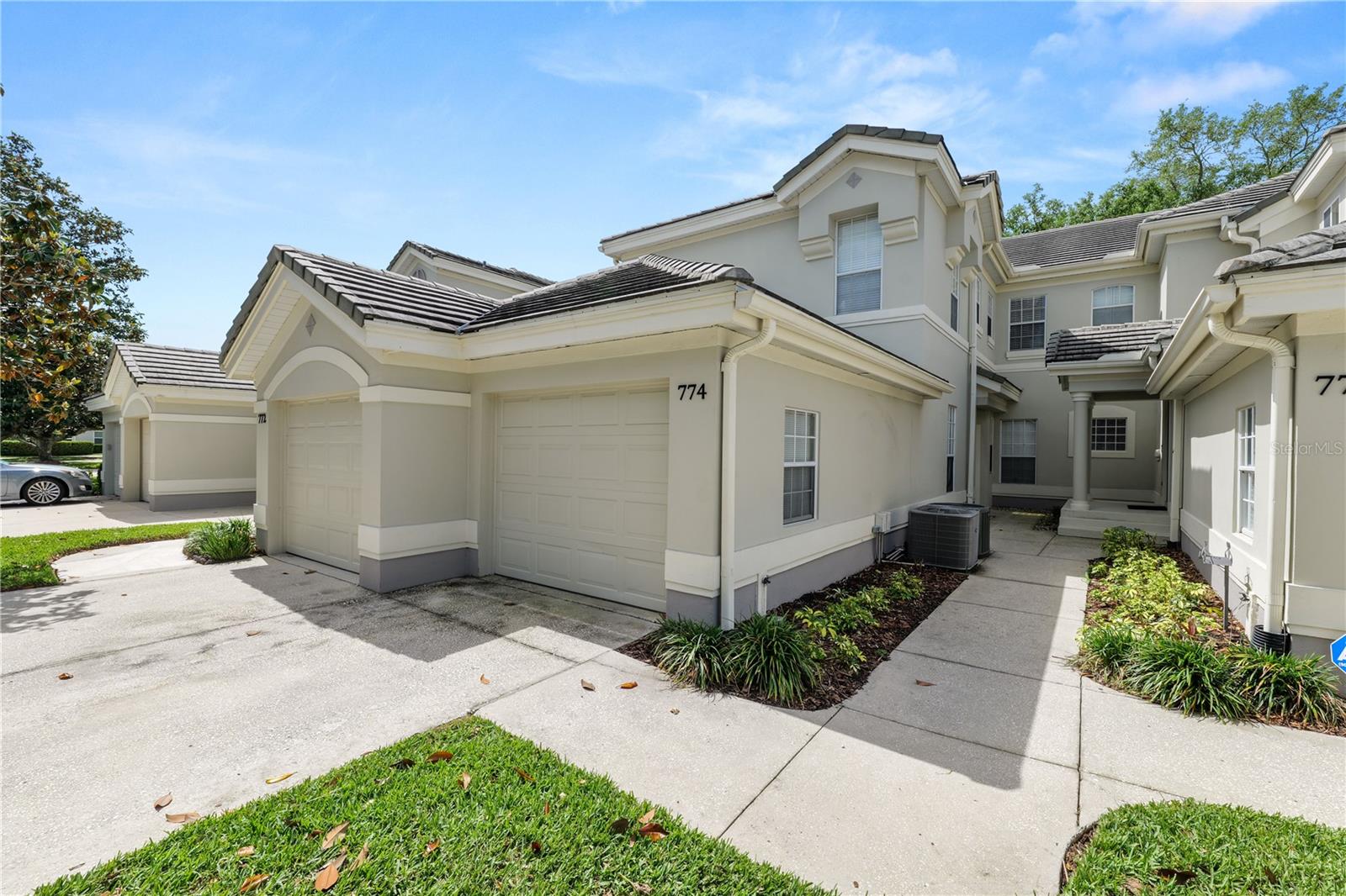 Listing photo 2 for 774 Grasslands Village Cir #88