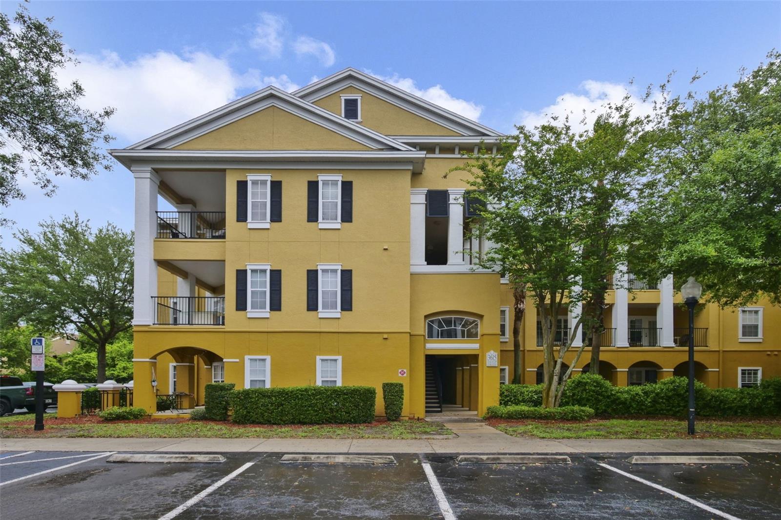 3615 CONROY ROAD Unit 614