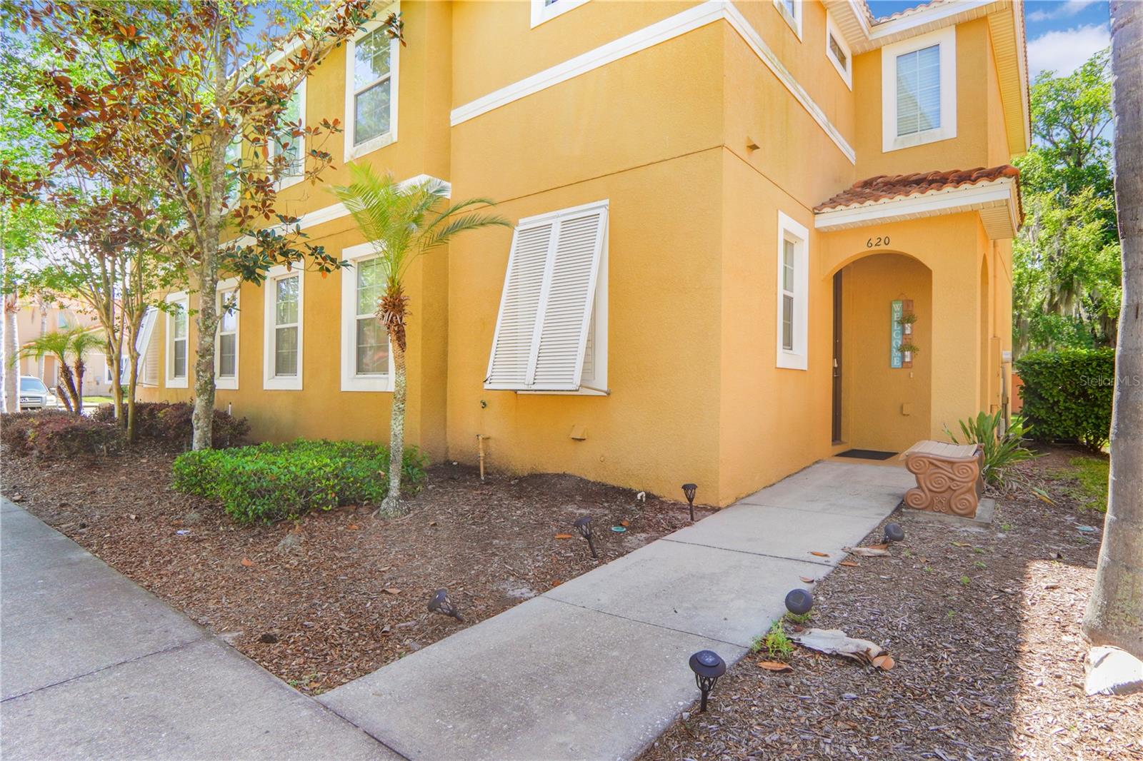 620 LAS FUENTES DRIVE