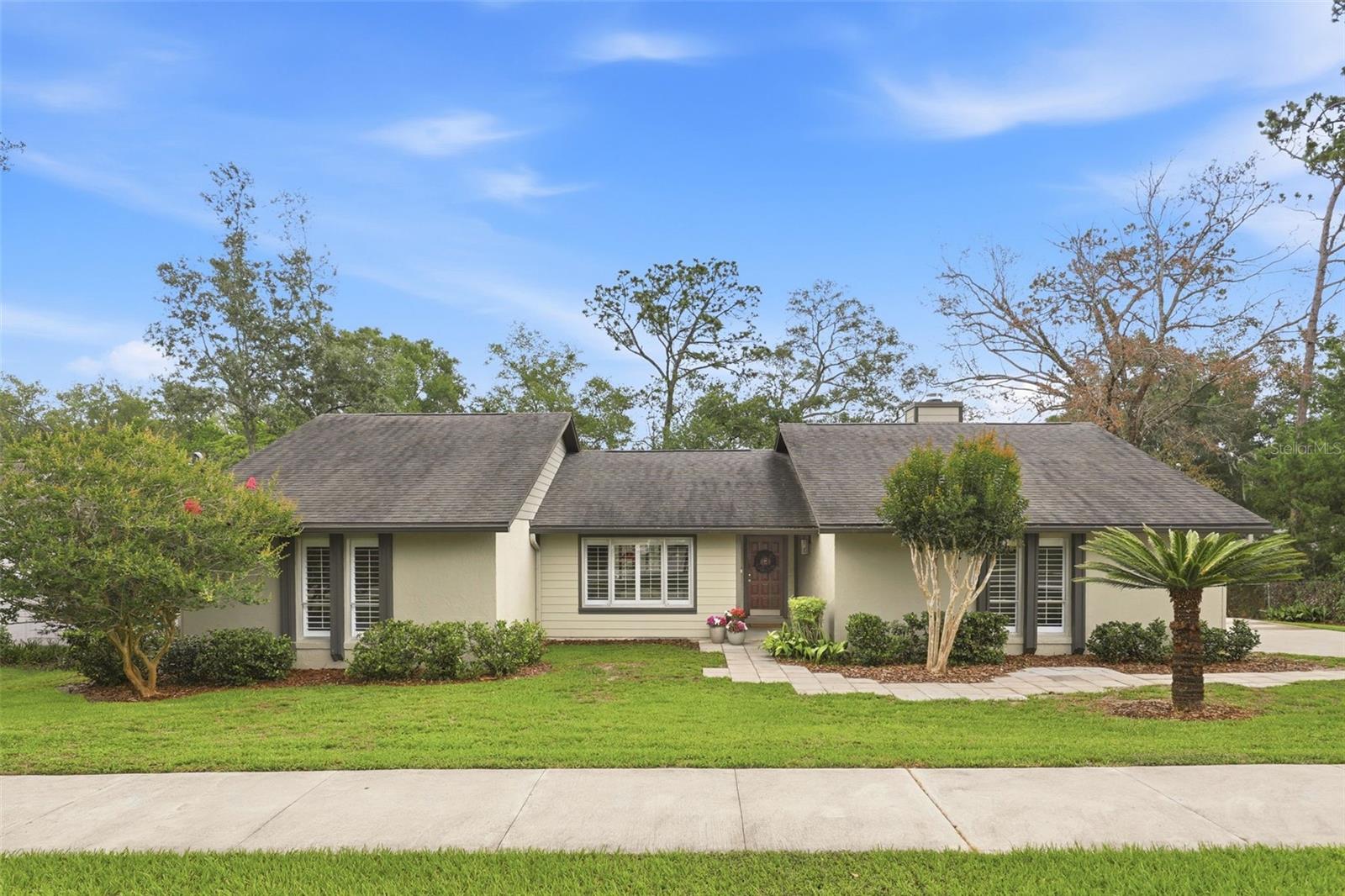 1129 VIRGINIA AVE.