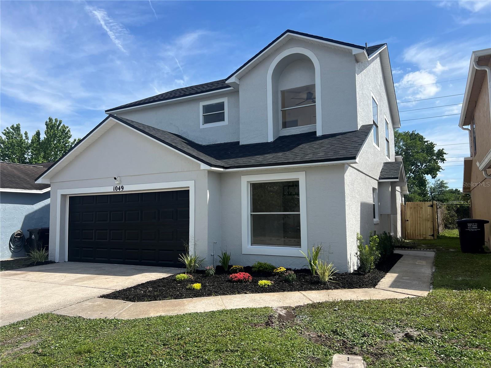 1049 CLOVERCREST ROAD