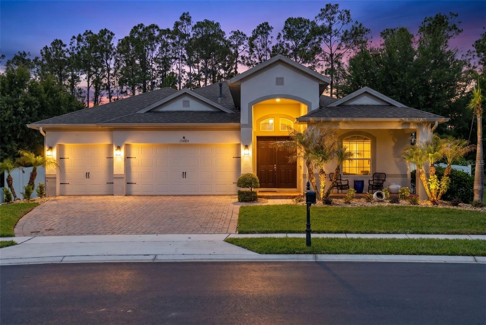 15480 SANDFIELD LOOP