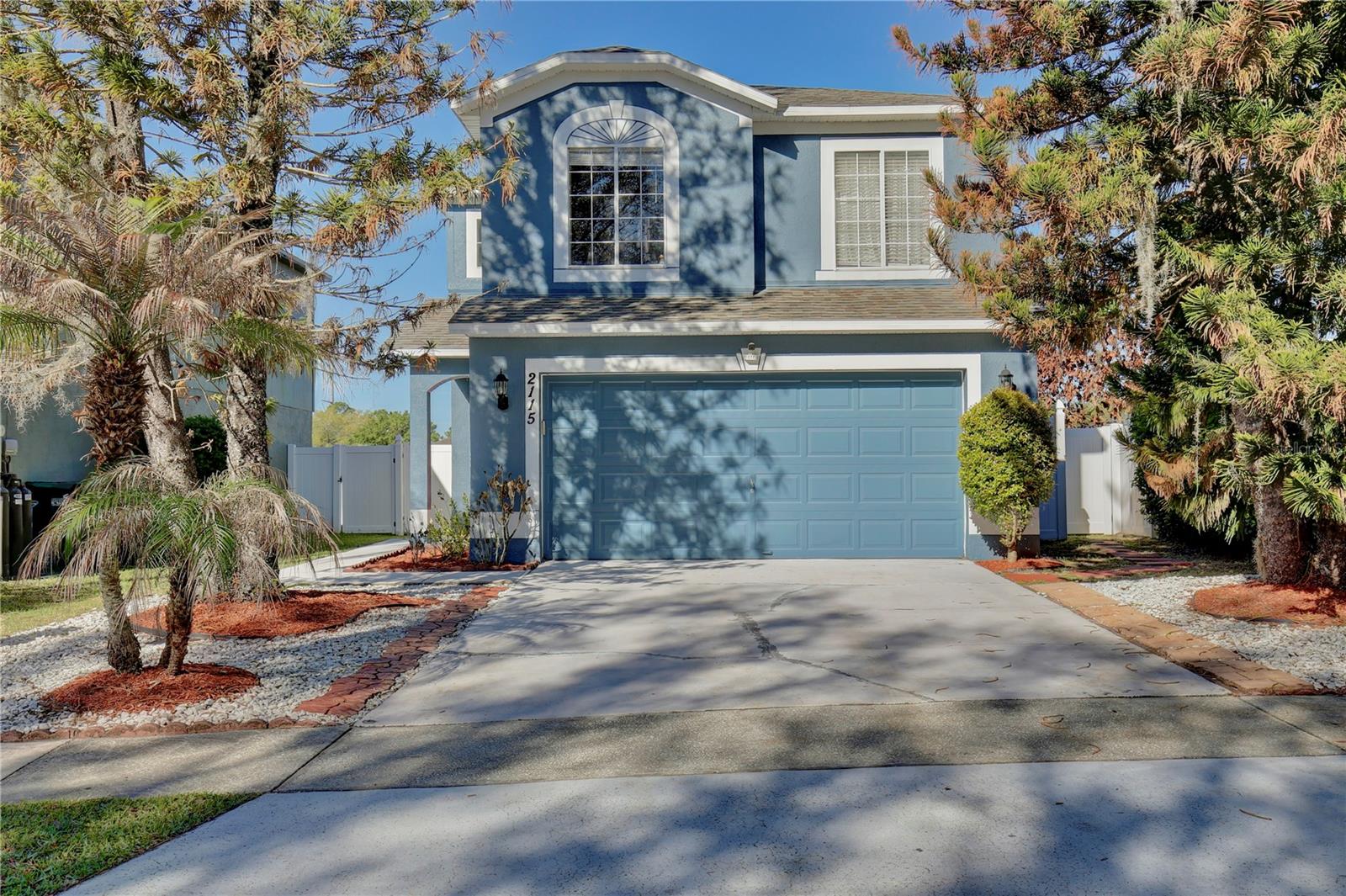 2115 HEATHWOOD CIRCLE