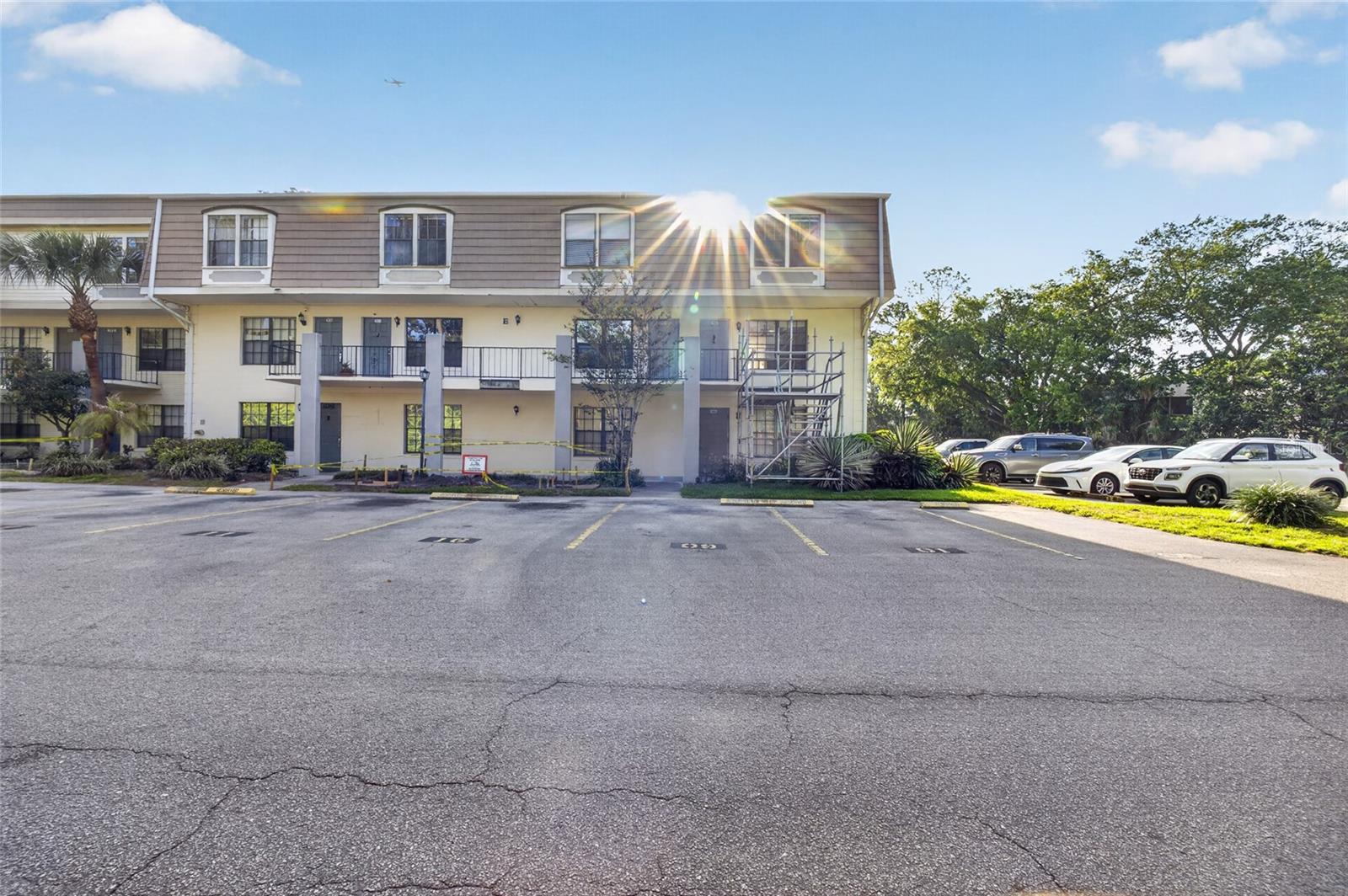 5916 VILLAGE CIRCLE Unit 5916