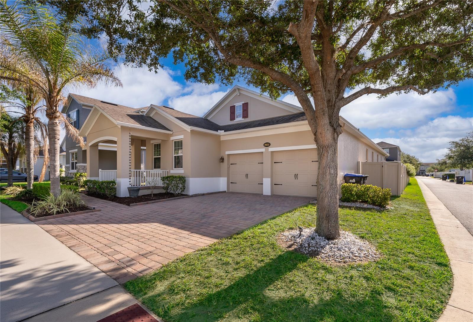 8031 NAVEL ORANGE LANE