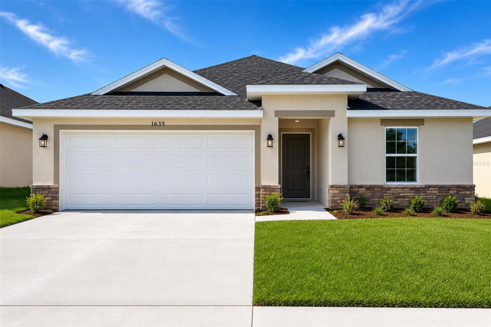 Listing photo 1 for 1635 Ann Rose Way