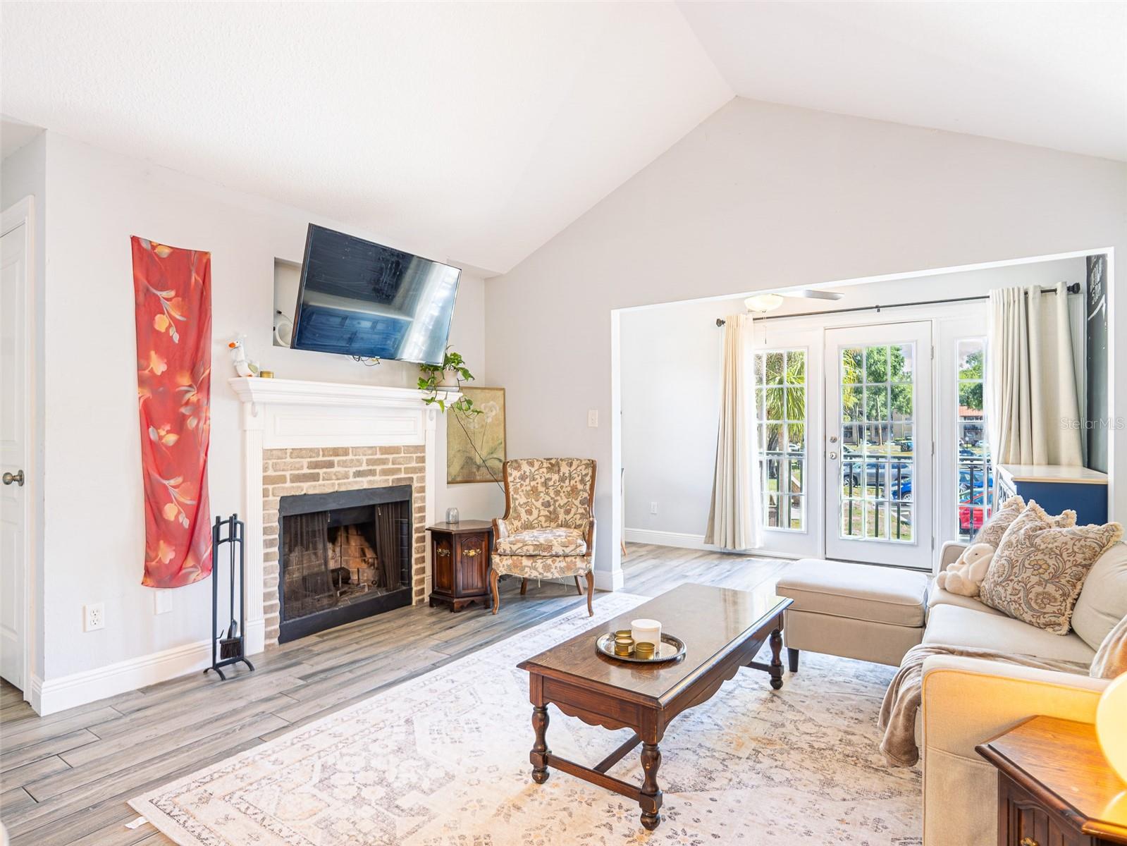 249 AFTON SQUARE Unit 211