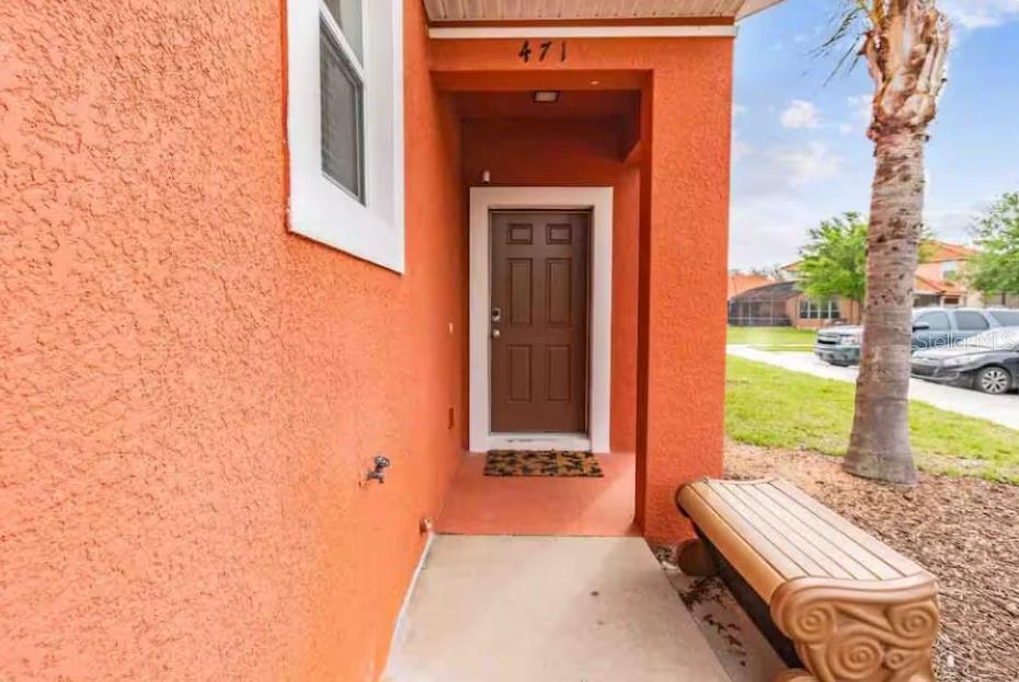 471 LAS FUENTES DRIVE