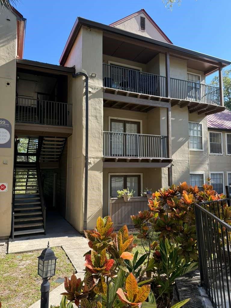 216 AFTON SQUARE Unit 304