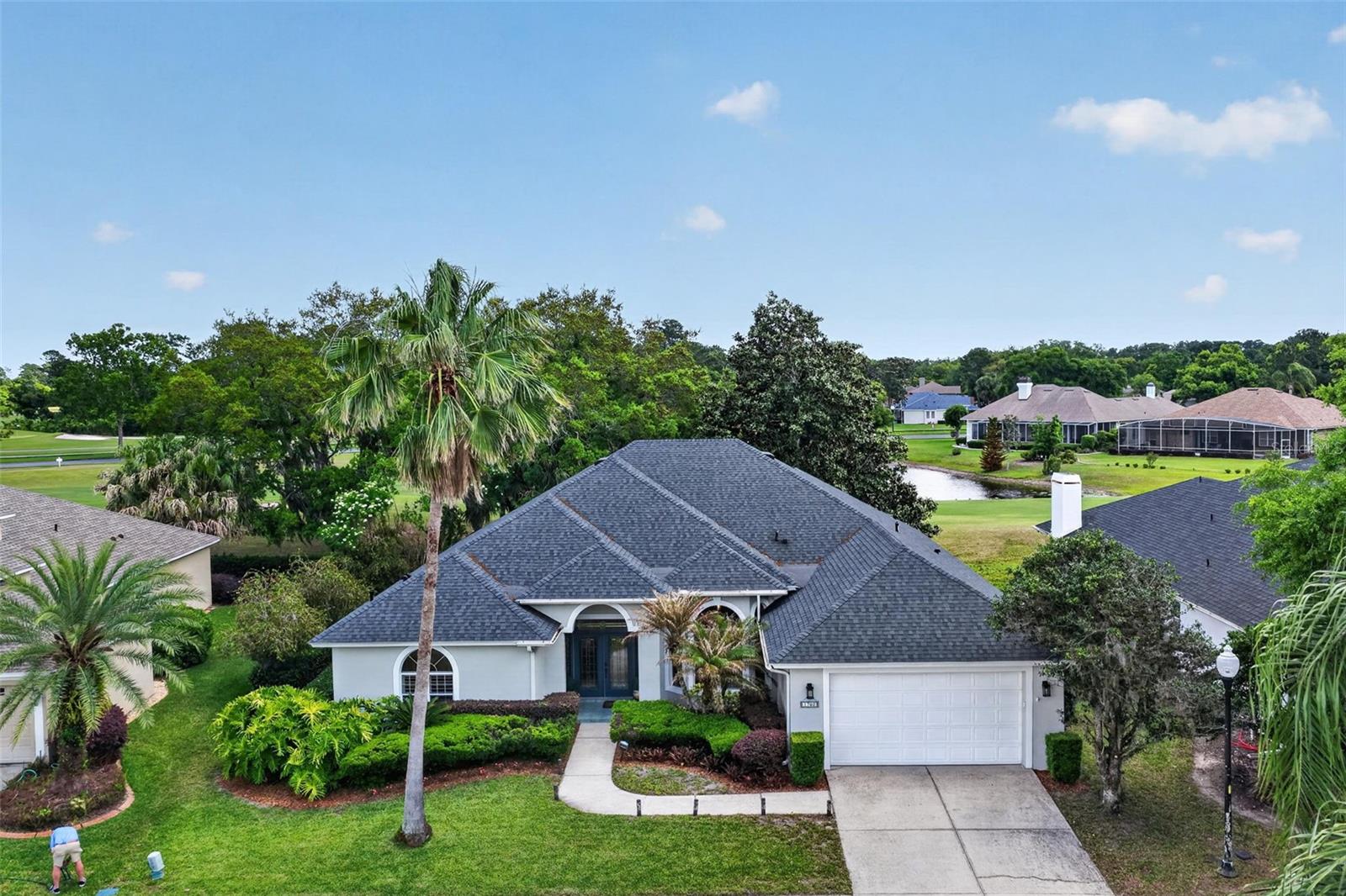 Listing photo 3 for 1760 Edgewater Dr