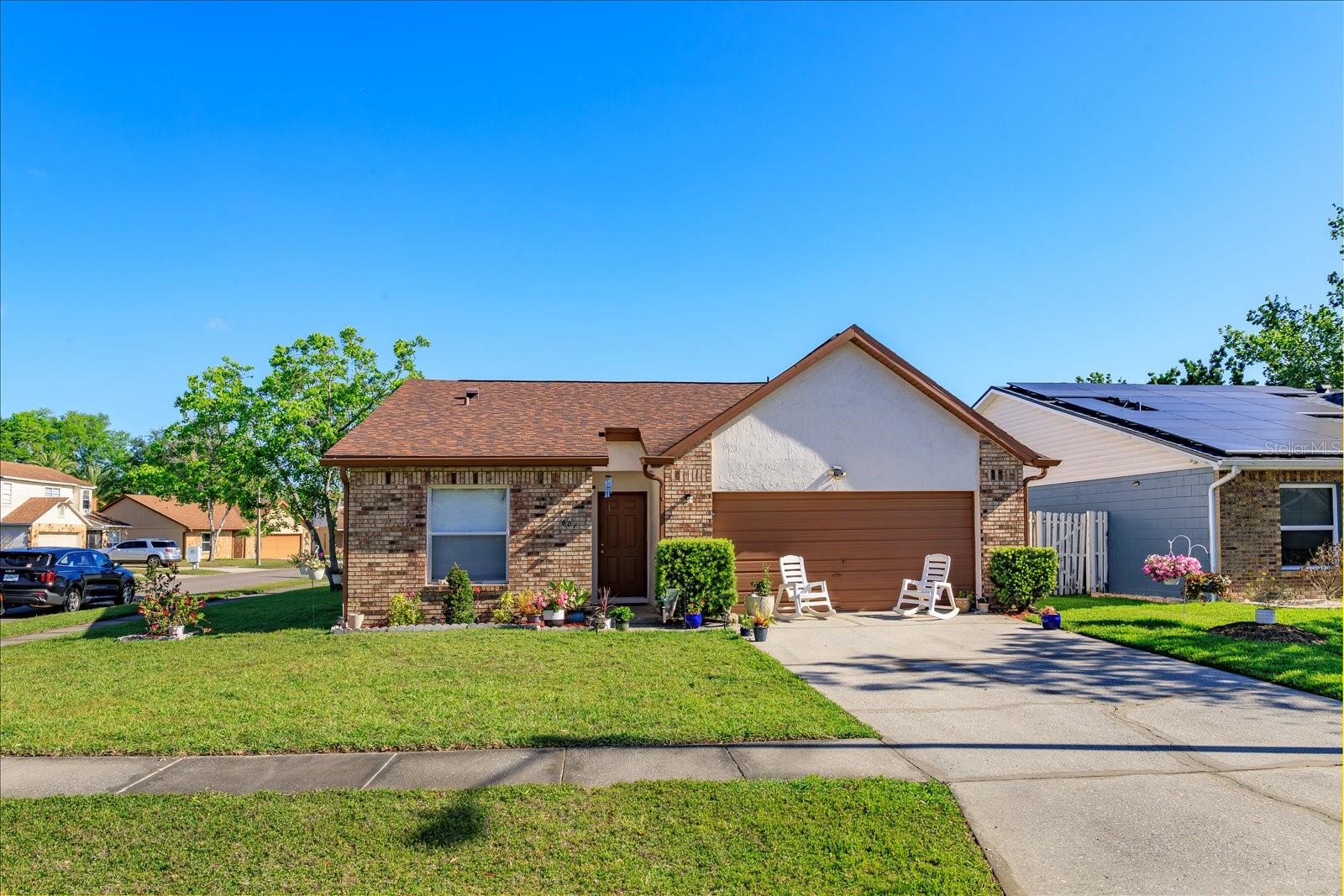 601 OAK MANOR CIRCLE