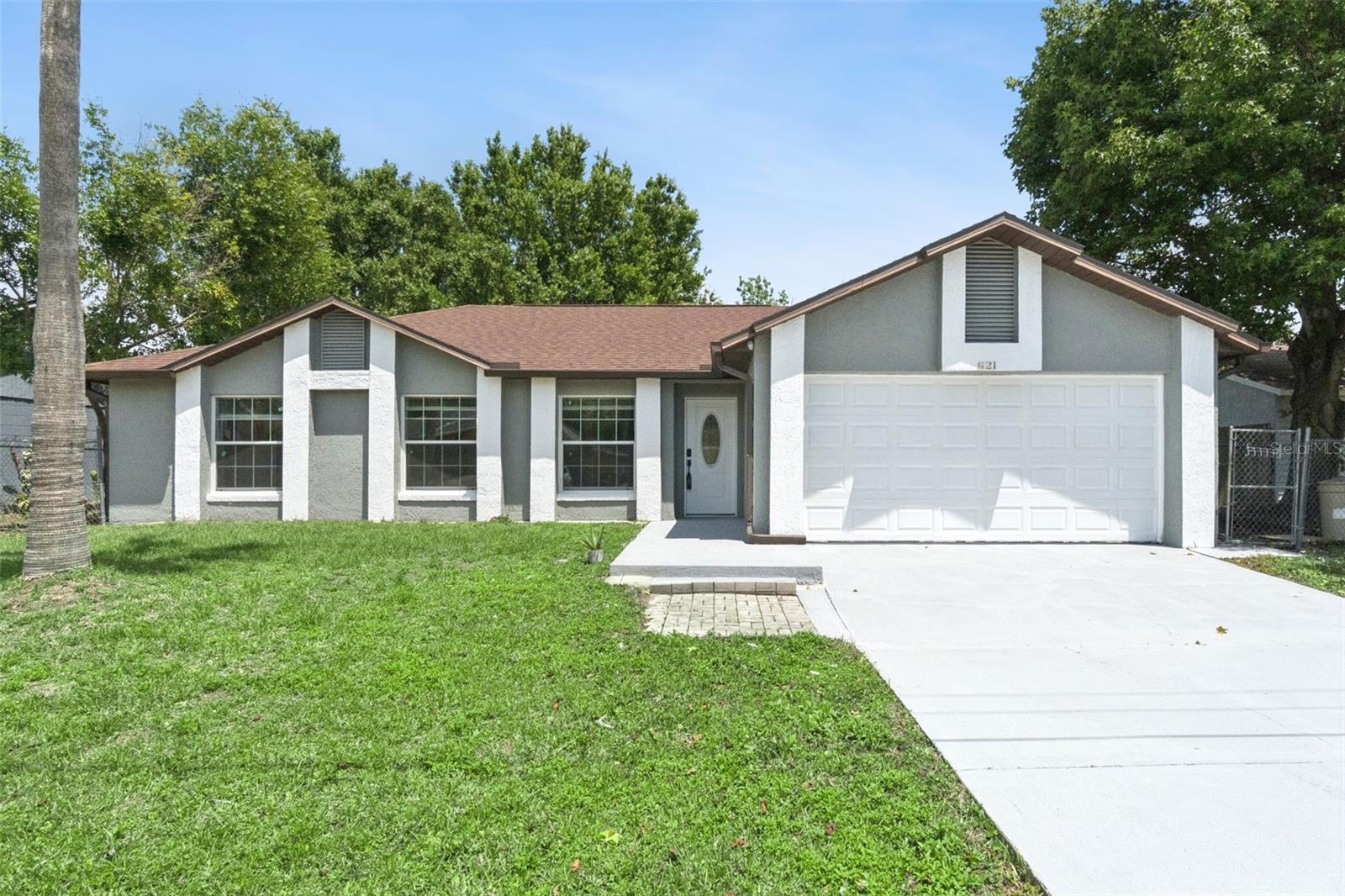 621 N DELMONTE COURT