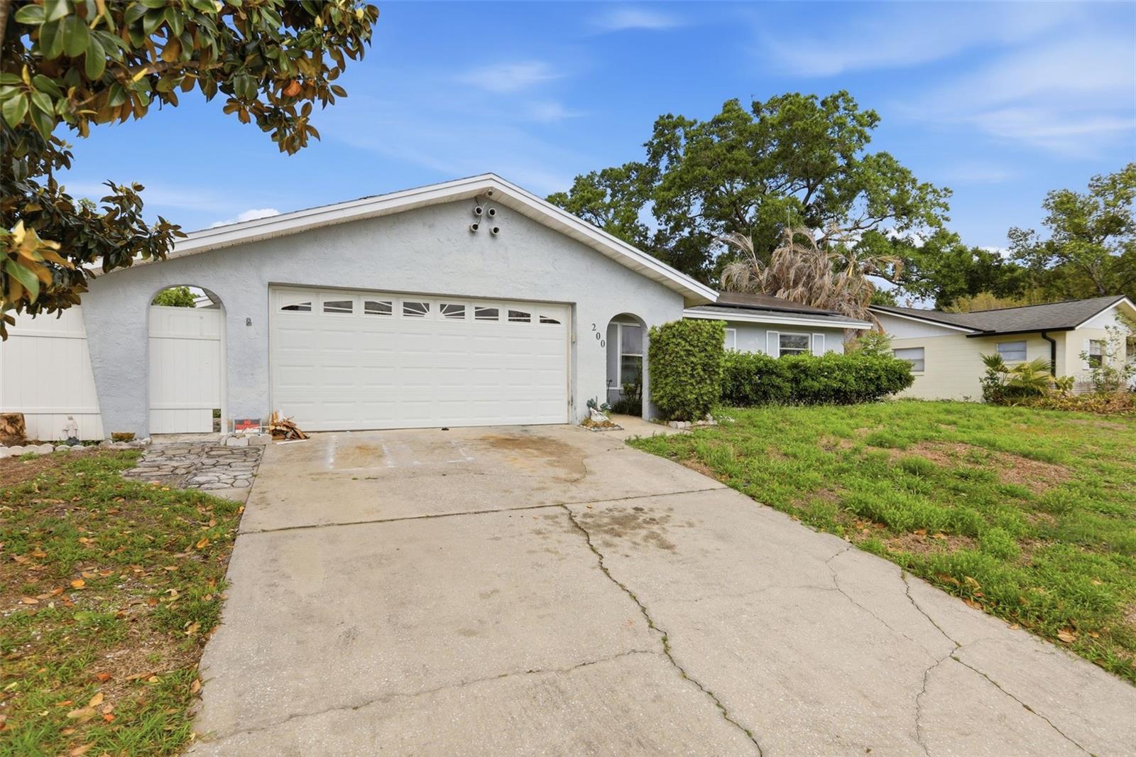 200 SIR LAWRENCE DRIVE