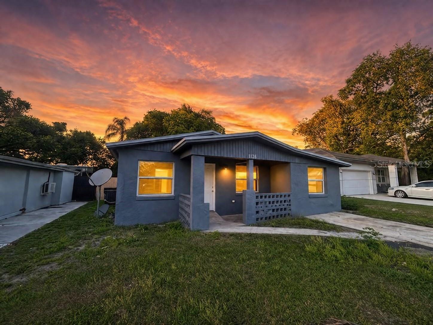 Listing photo 1 for 1025 25th St