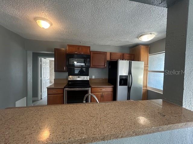 Listing photo 3 for 1025 25th St
