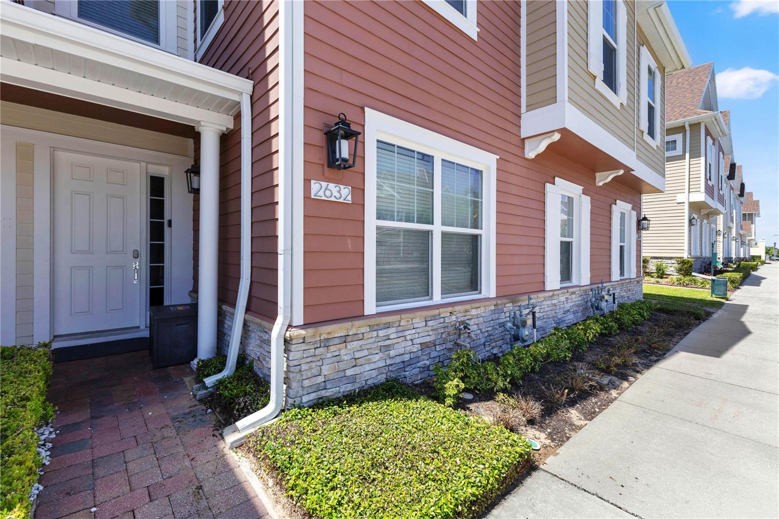 2632 SUNRISE SHORES DRIVE