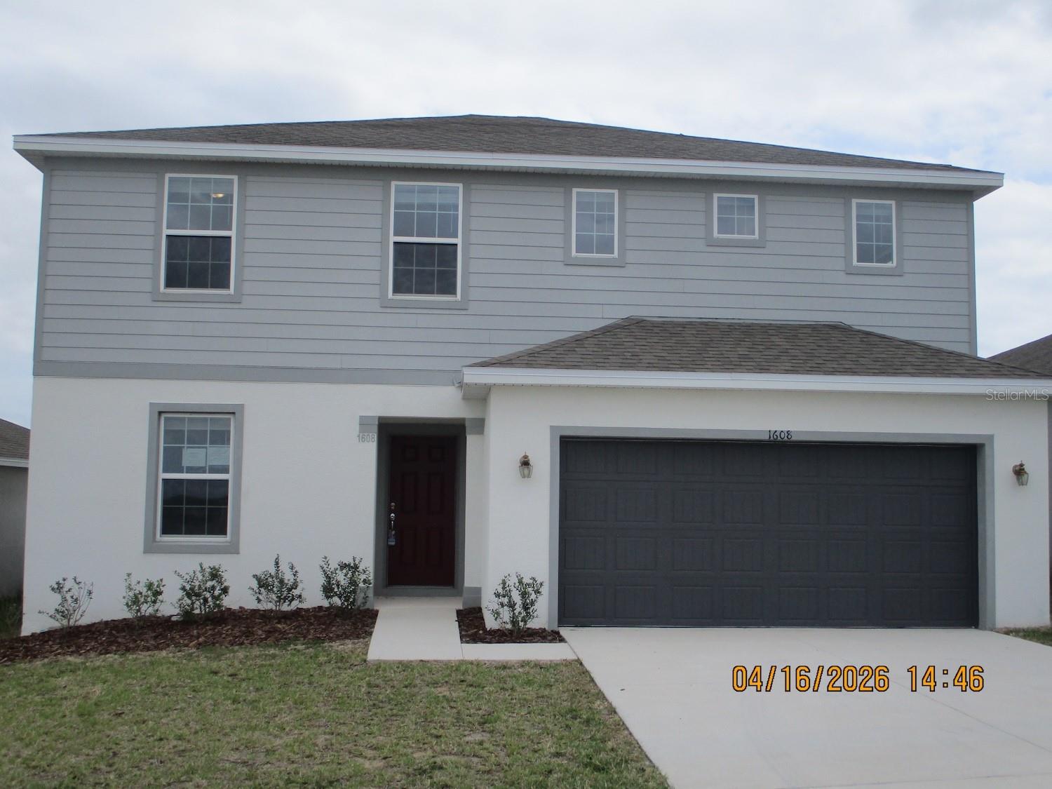 Listing photo 1 for 1608 Aspen Ave