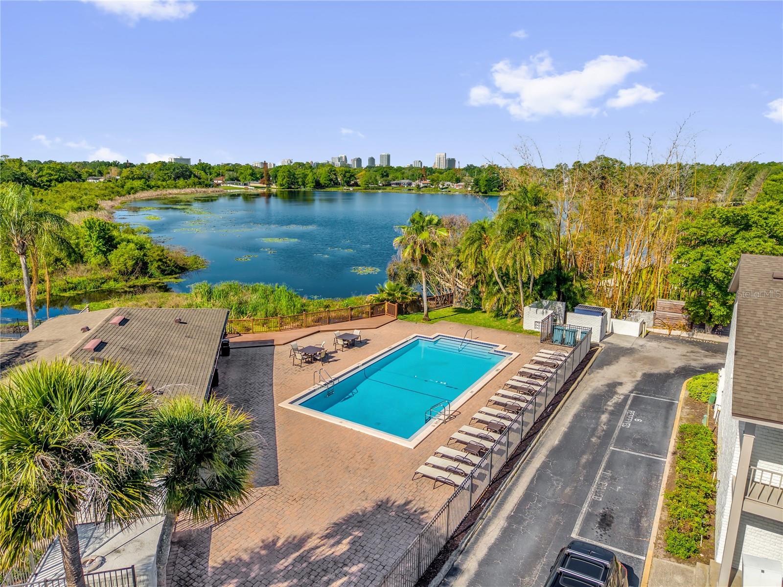 2916 PLAZA TERRACE DRIVE Unit 2916