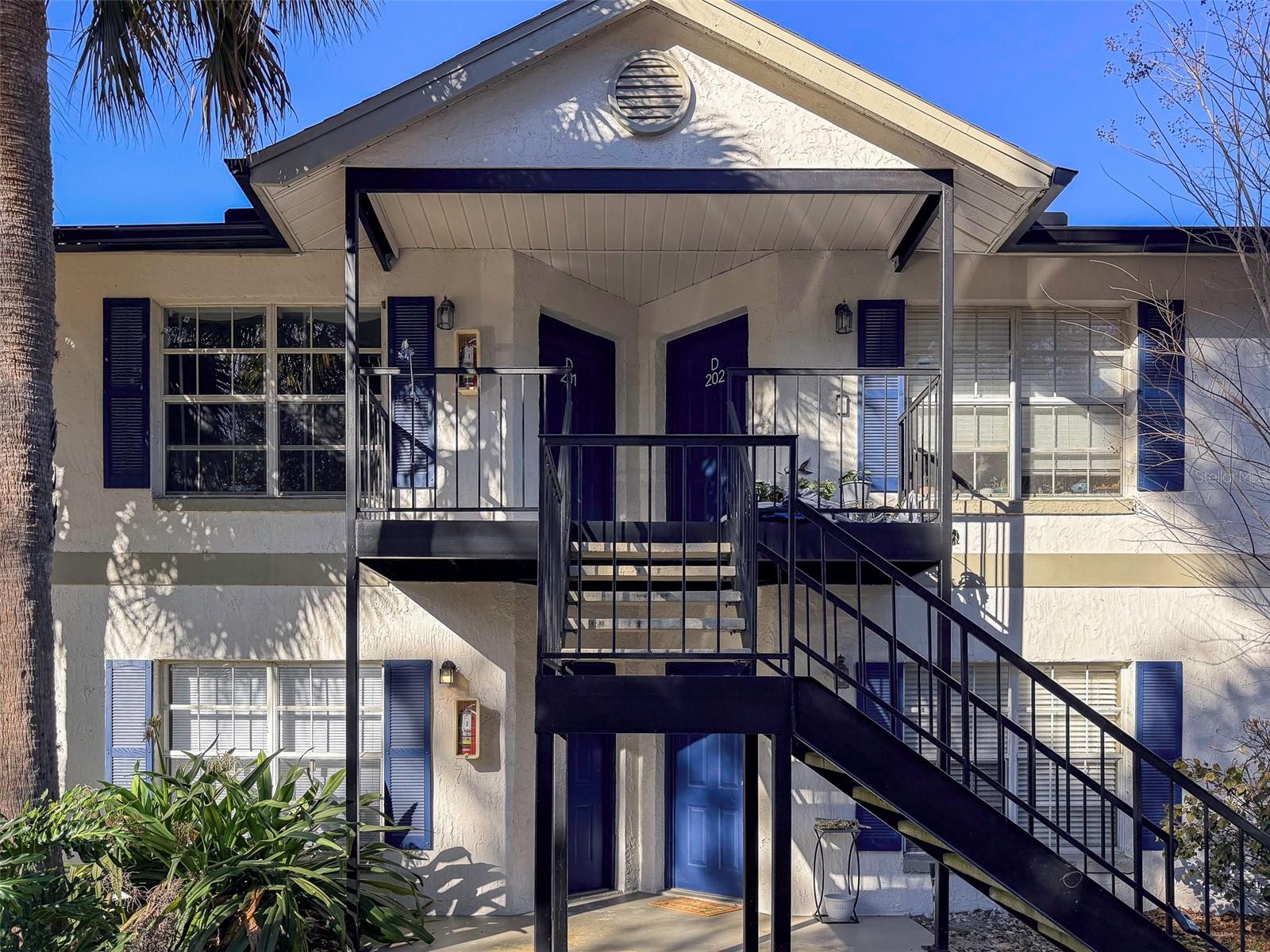 3651 N GOLDENROD ROAD Unit D102