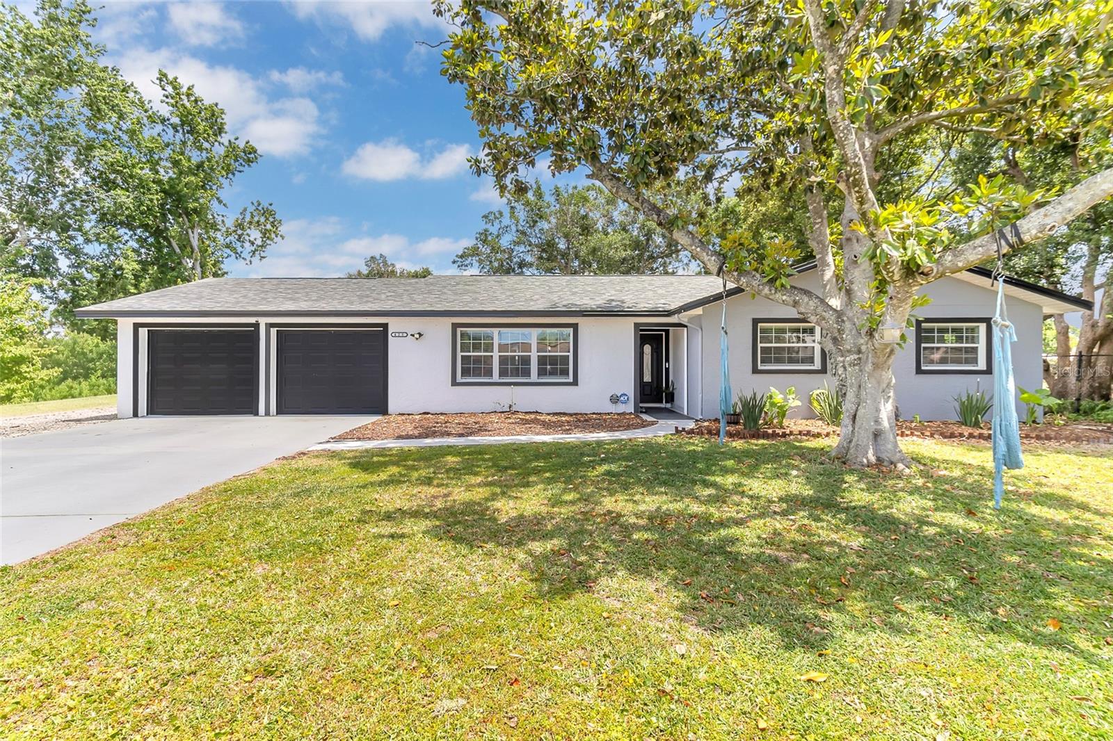 425 WISCONSIN AVENUE