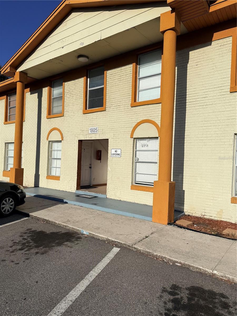 1805 MICHIGAN AVENUE Unit D