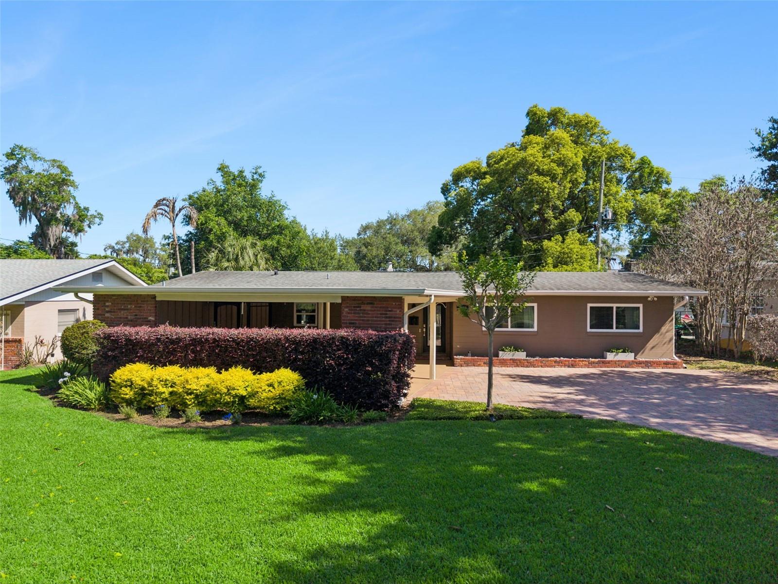 1215 RIDGECREST RD ROAD