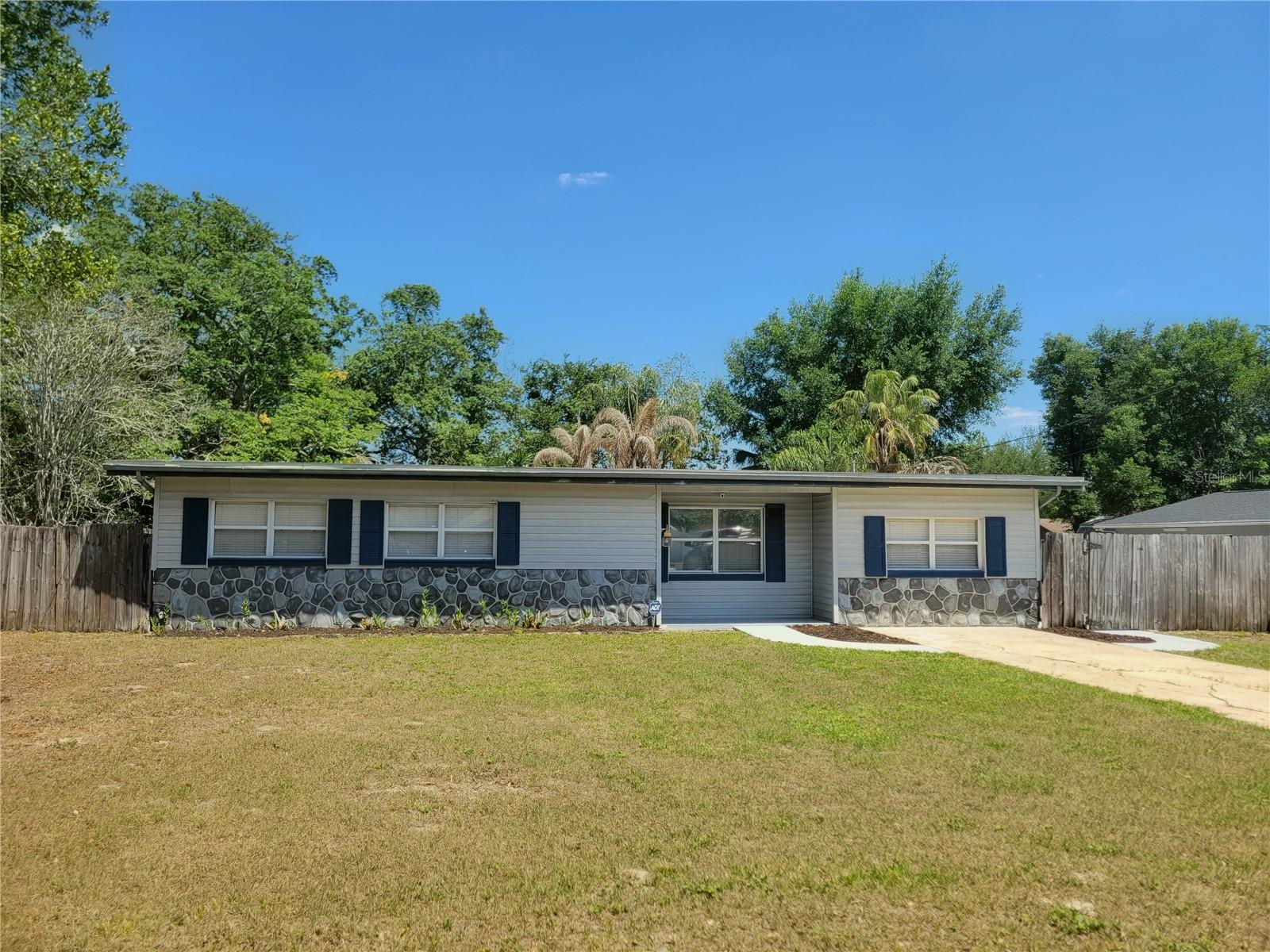 1707 LOCKWOOD AVENUE