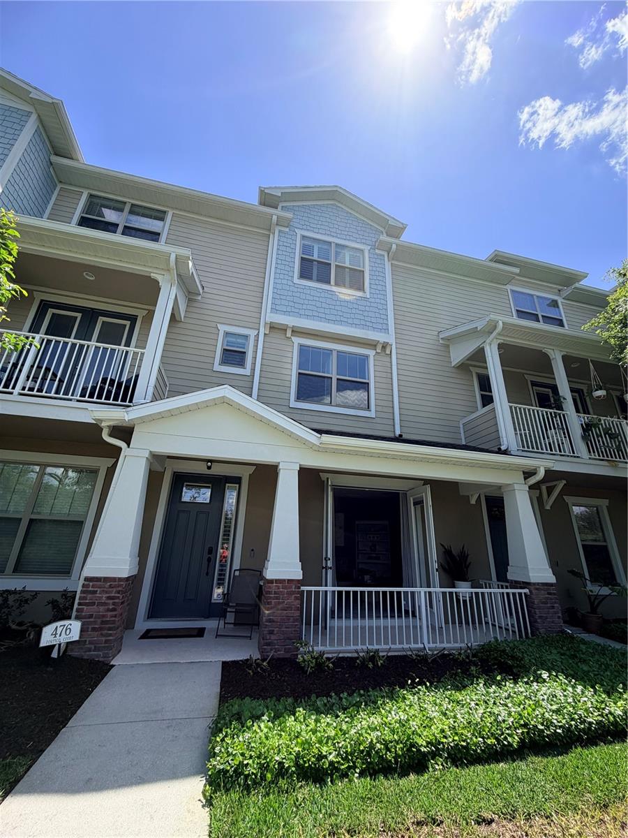 476 PORTICO COURT
